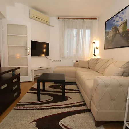 Apartment Iris City Center